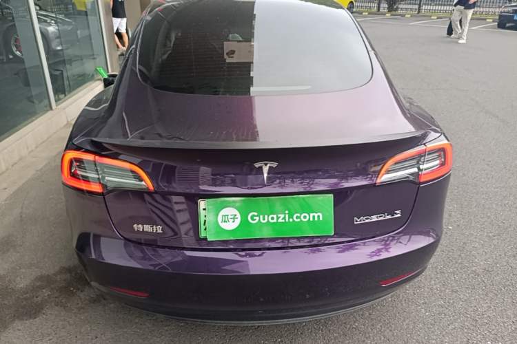 Tesla Model 3 2022 — 5