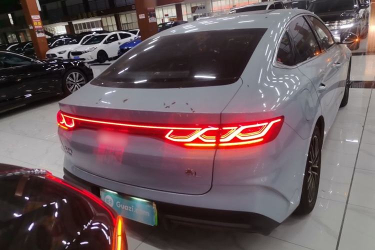 BYD Qin L 2024 — 5