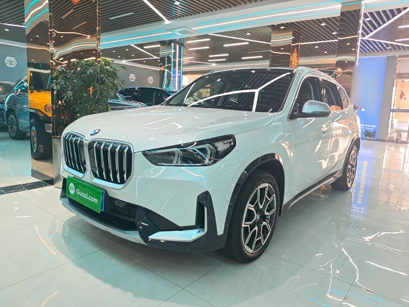 BMW X1 2024 — фото 1