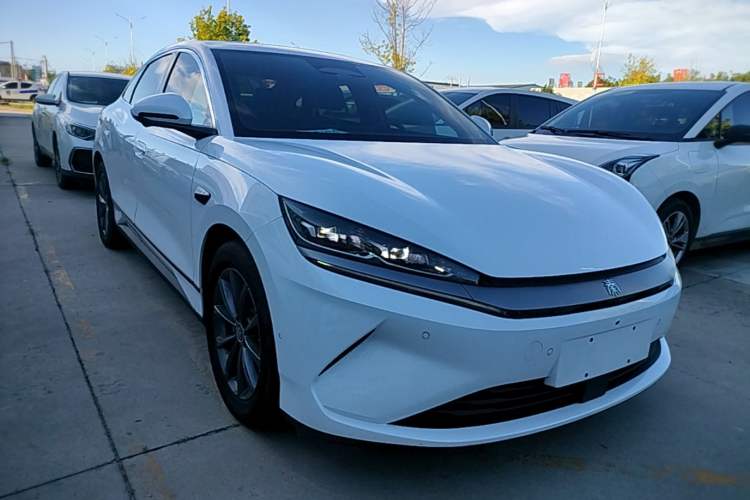 BYD Qin L 2025 — 3