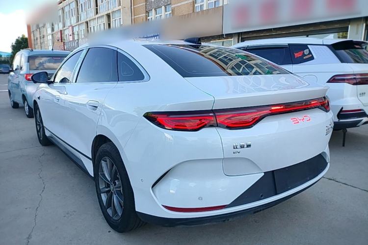 BYD Qin L 2025 — 4