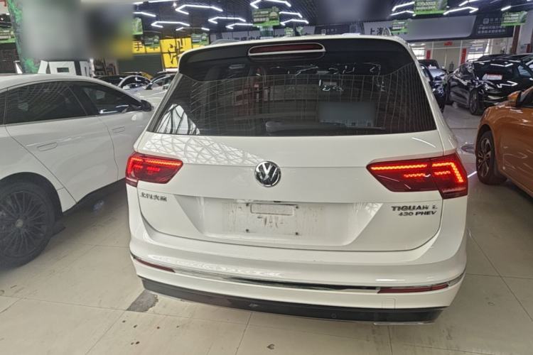 Volkswagen Tiguan L 2020 — 5