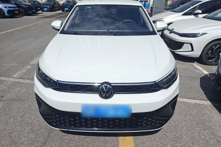 Volkswagen Lavida 2023 — 2
