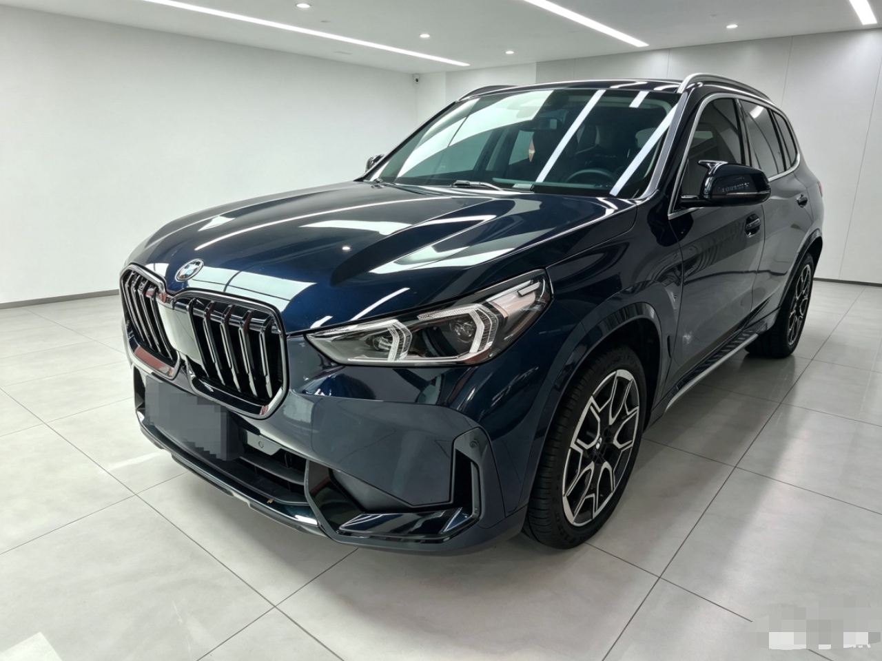BMW X1 2023 — фото 1