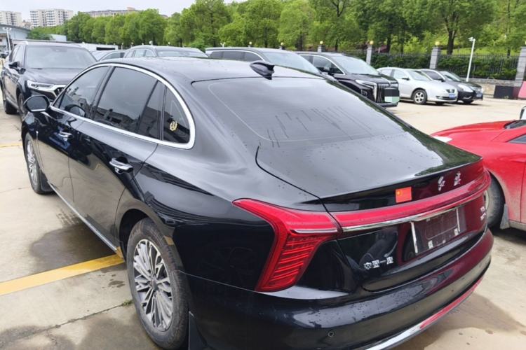 Hongqi H5 2023 — 4