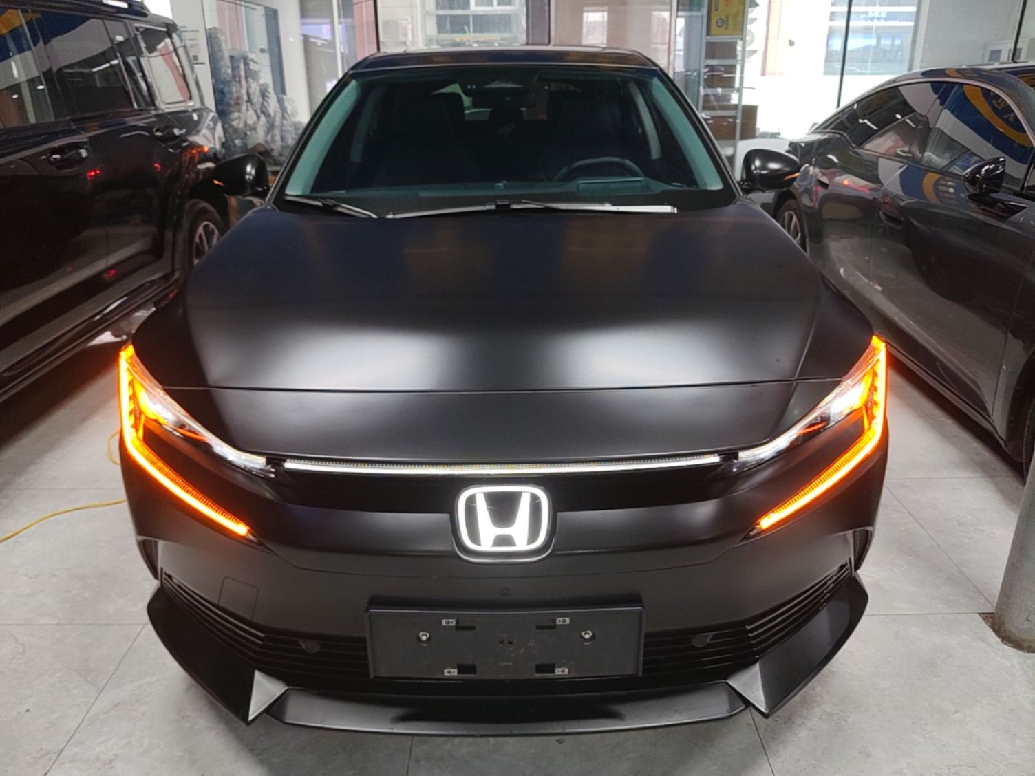 Honda e:NP2 2024 — фото 2
