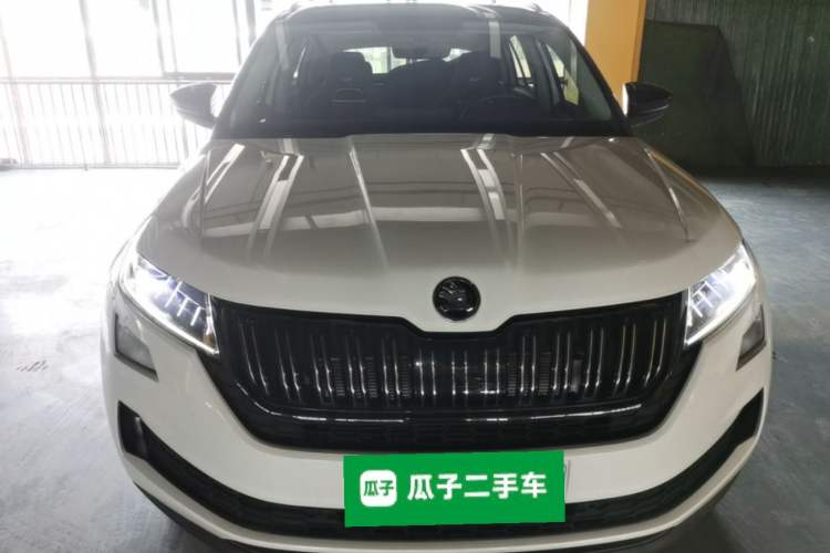 Skoda kodiaq gt 2023 — фото 2