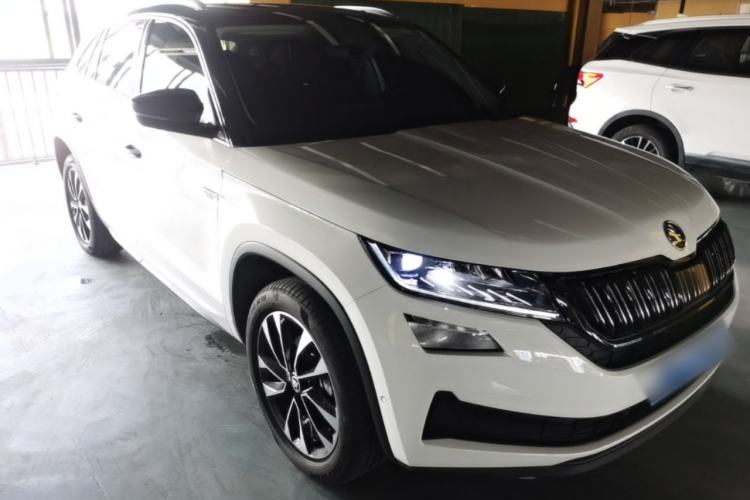 Skoda kodiaq gt 2023 — фото 3