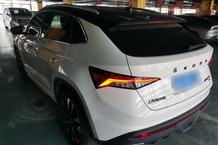 Skoda kodiaq gt 2023 — фото 4
