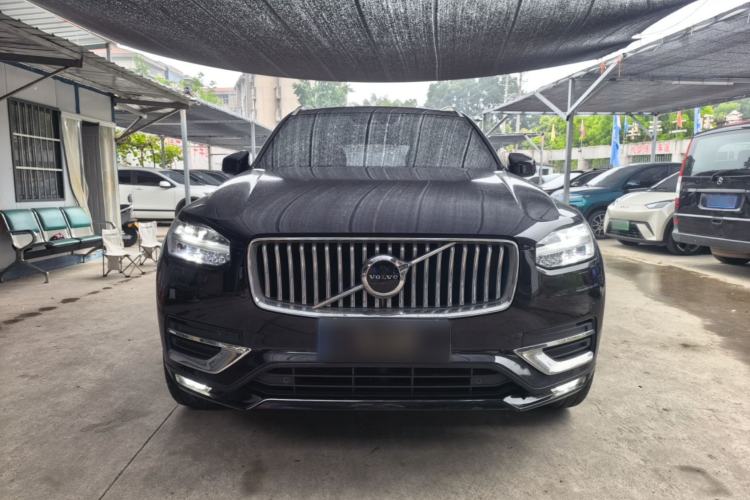Volvo XC90 2021 — 2