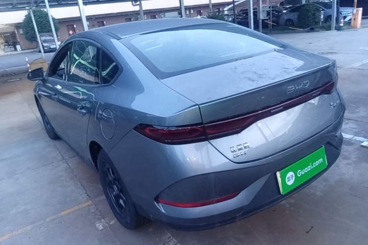 BYD Qin PLUS 2025 — фото 4