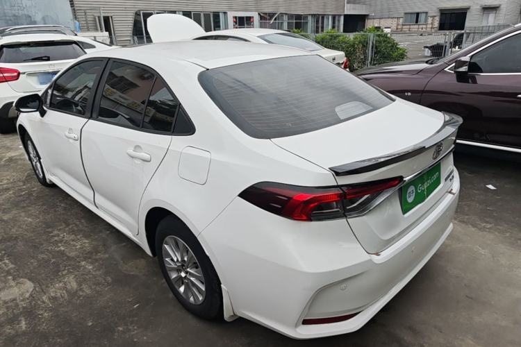 Toyota Corolla 2021 — 4