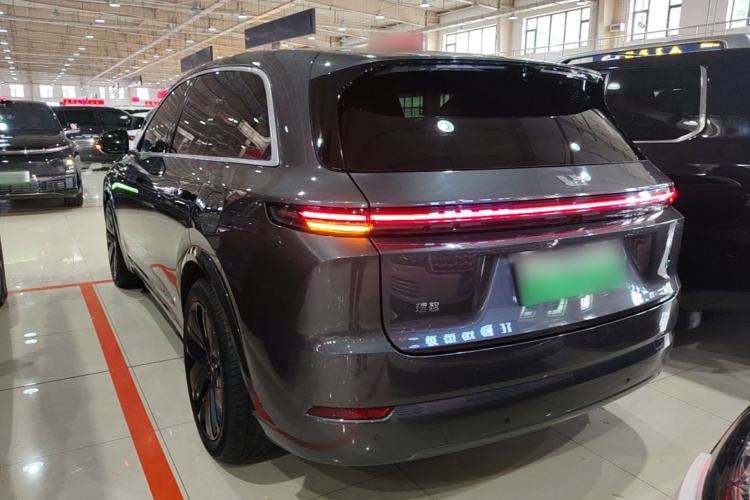 Li Auto L7 2024 — 4