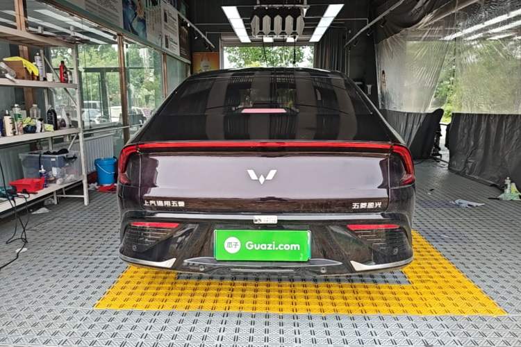 Wuling Xingguang 2023 — 5