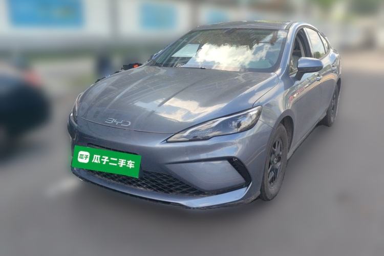 BYD Seal 05 DM-i 2025 — фото 1