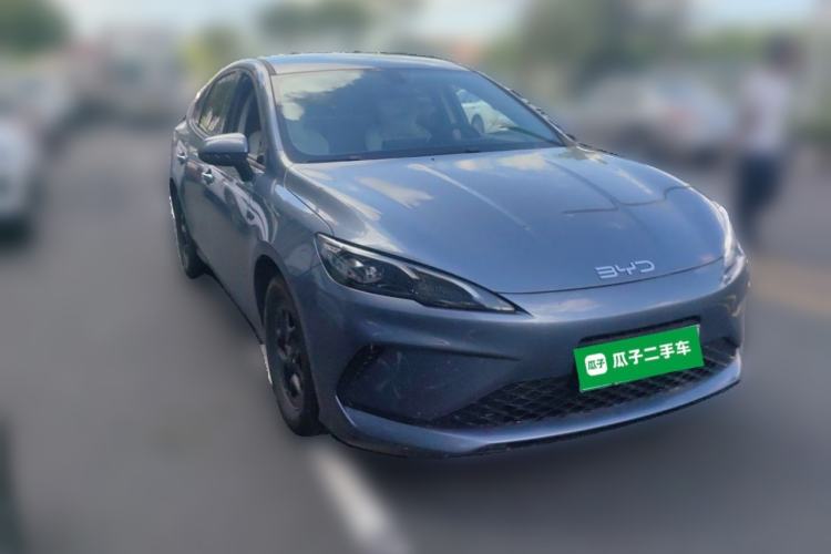 BYD Seal 05 DM-i 2025 — фото 3