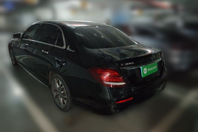 Mercedes-Benz E 300 L 2020 — 4