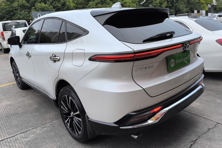 Toyota Venza 2022 — фото 4