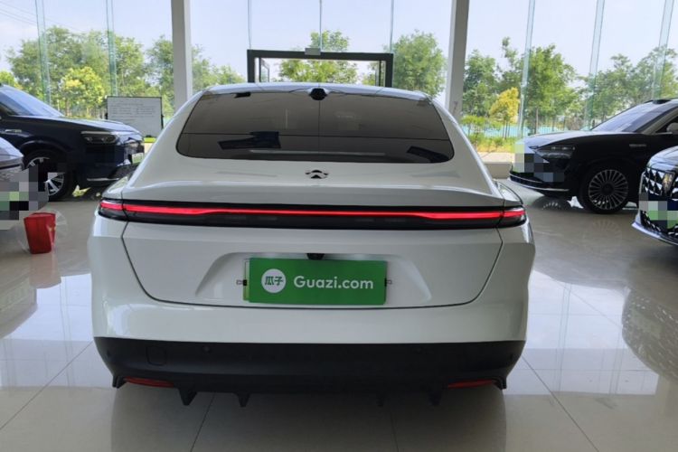 NIO ET5T 2023 — 5