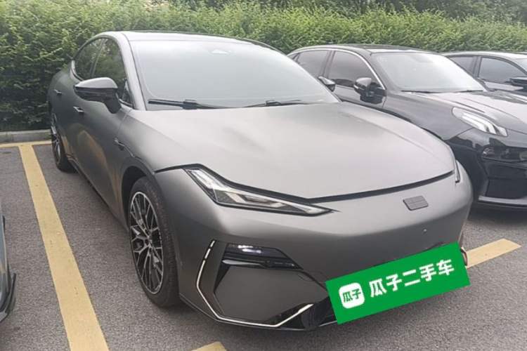 Geely Galaxy E8 2024 — 3