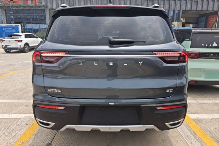 Geely Haoyue 2022 — 5