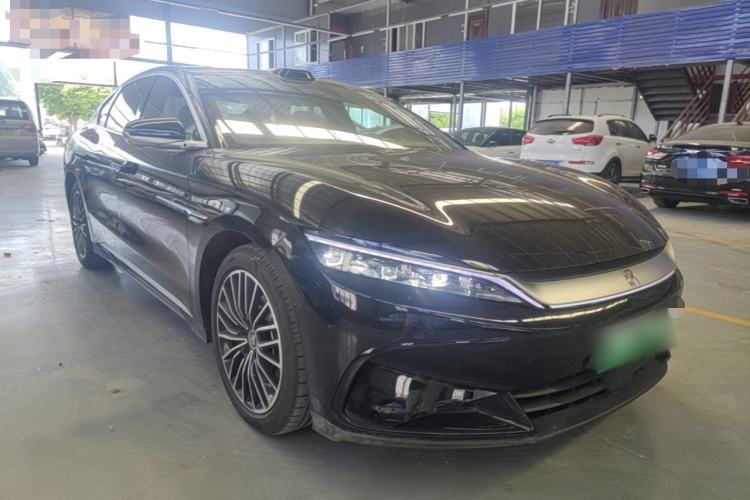 BYD Han 2025 — 3
