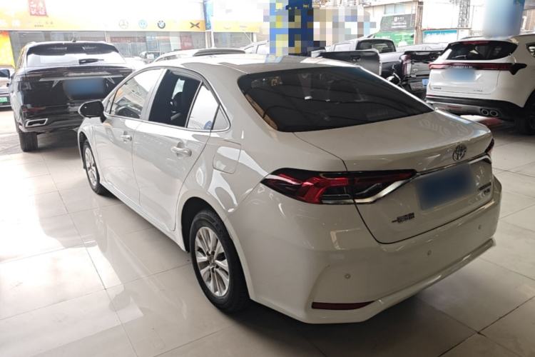 Toyota Corolla 2023 — 4