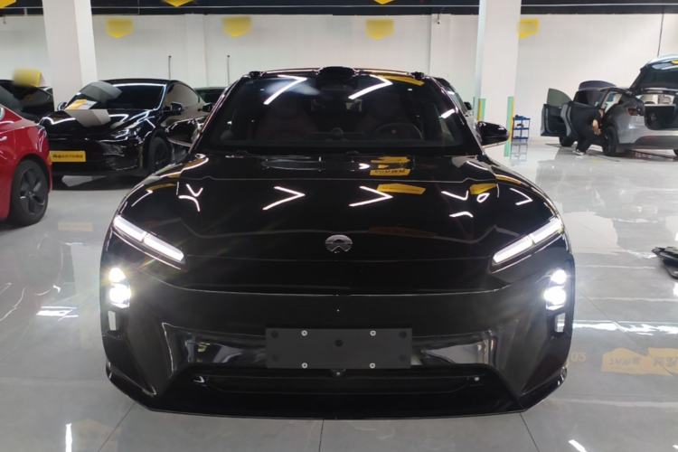 NIO ET5T 2025 — 2