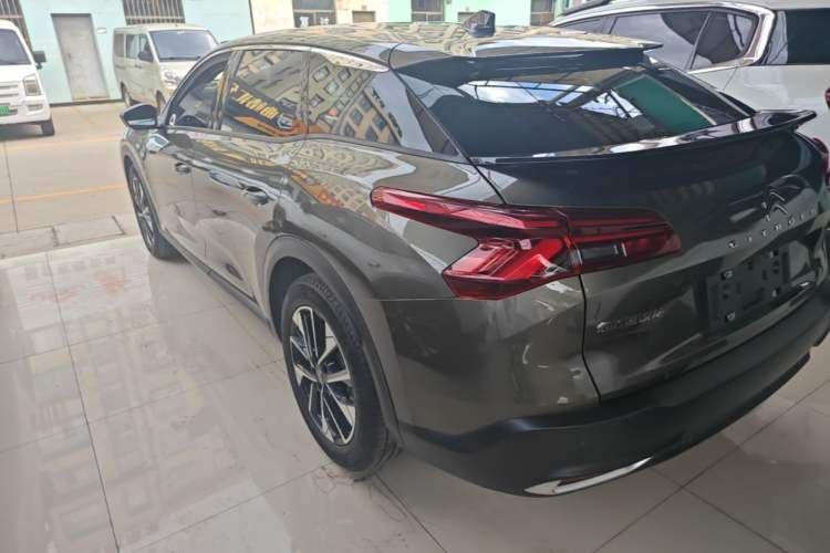 Citroen C5 X 2023 — 4