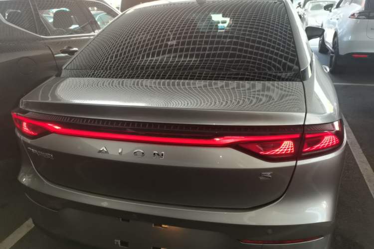 AION S 2022 — 5
