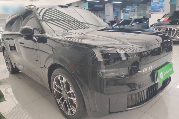Lynk & Co 900 2025 — 3