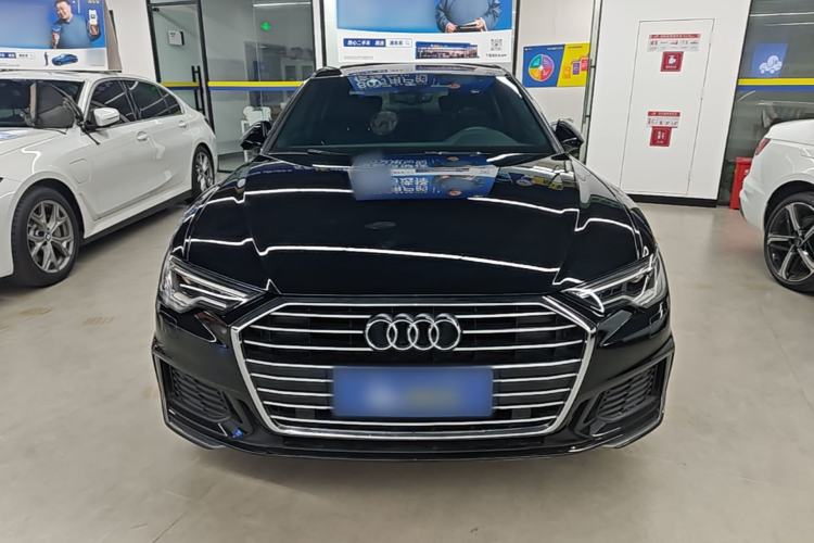 Audi A6L 2020 — 2