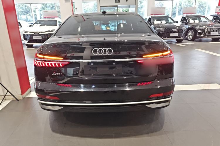 Audi A6L 2023 — фото 5