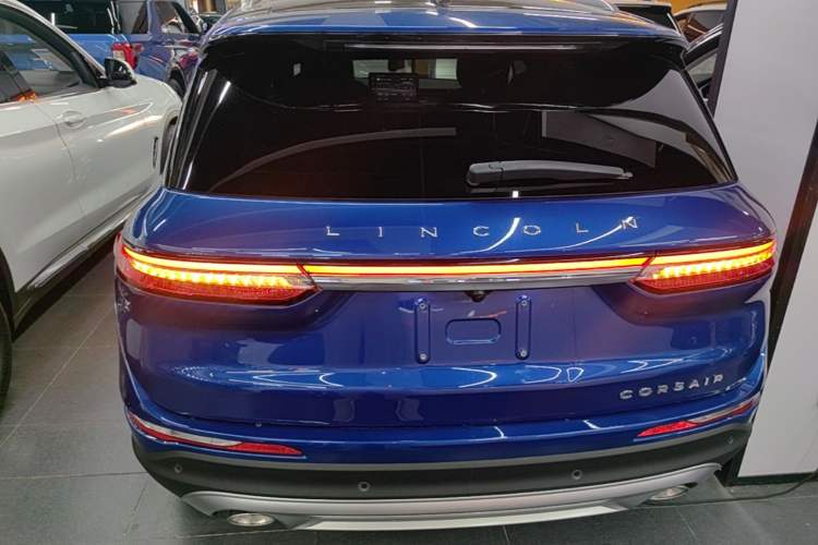 Lincoln Corsair 2020 — 5