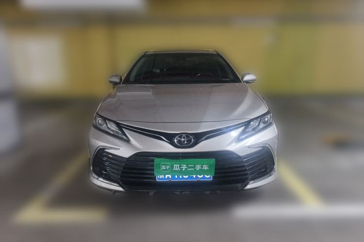 Toyota Camry 2021 — фото 2