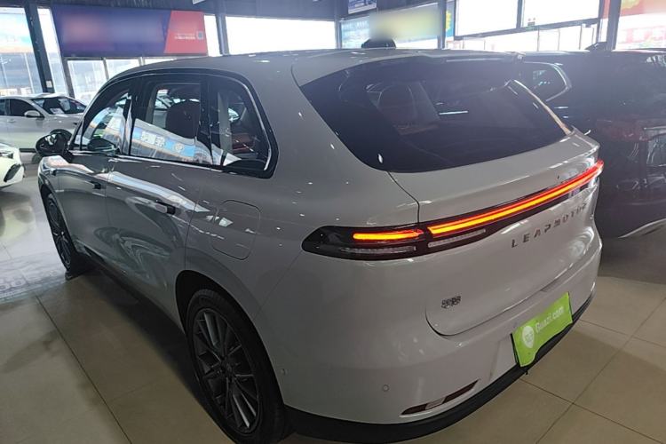 Leapmotor C10 2026 — 4