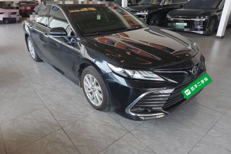 Toyota Camry 2021 — фото 3
