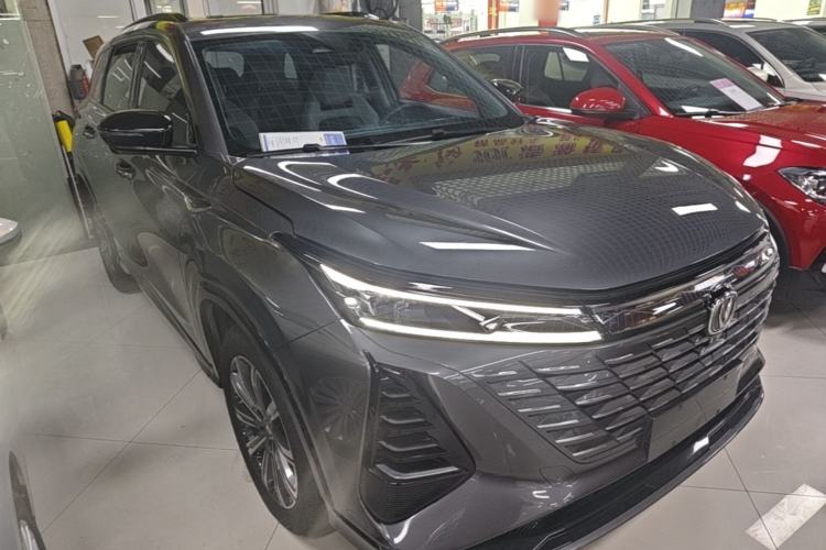 ChangAn CS75 PLUS 2024 — фото 3