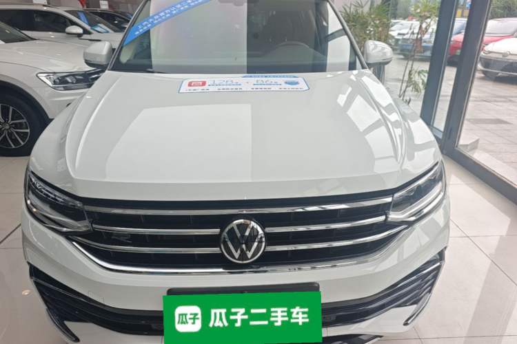 Volkswagen Tiguan L 2024 — 2
