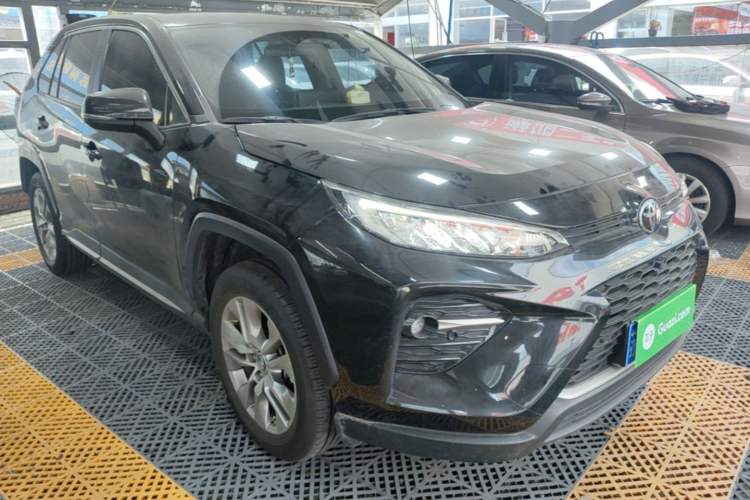Toyota RAV4 2022 — 3