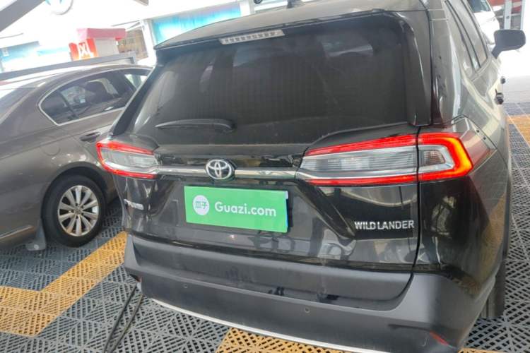 Toyota RAV4 2022 — 5