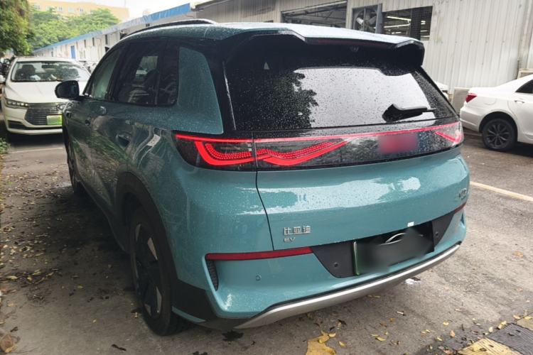 BYD Sealion 05 EV 2025 — 4