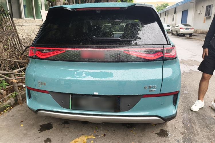 BYD Sealion 05 EV 2025 — 5