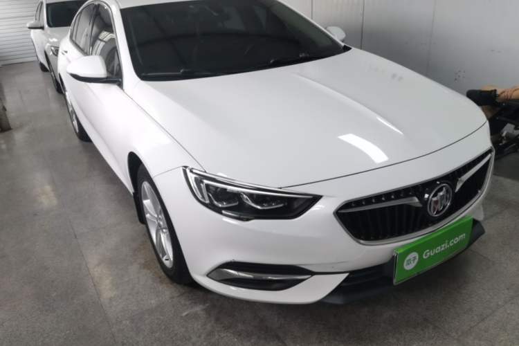 Buick Regal 2019 — 3