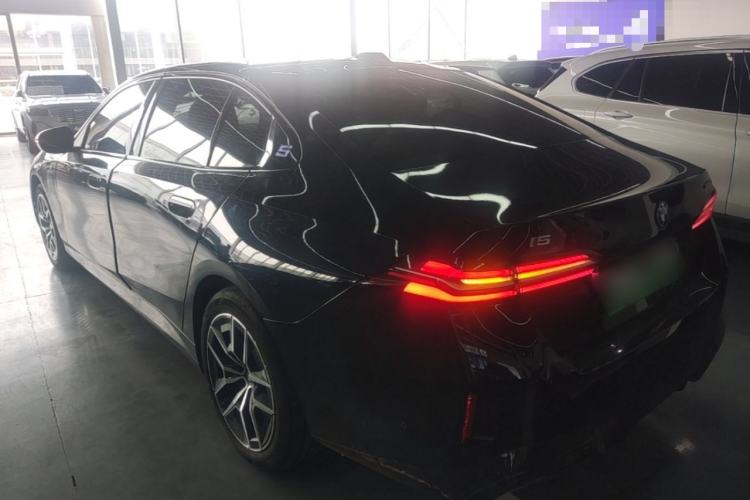 BMW i5 2024 — 4