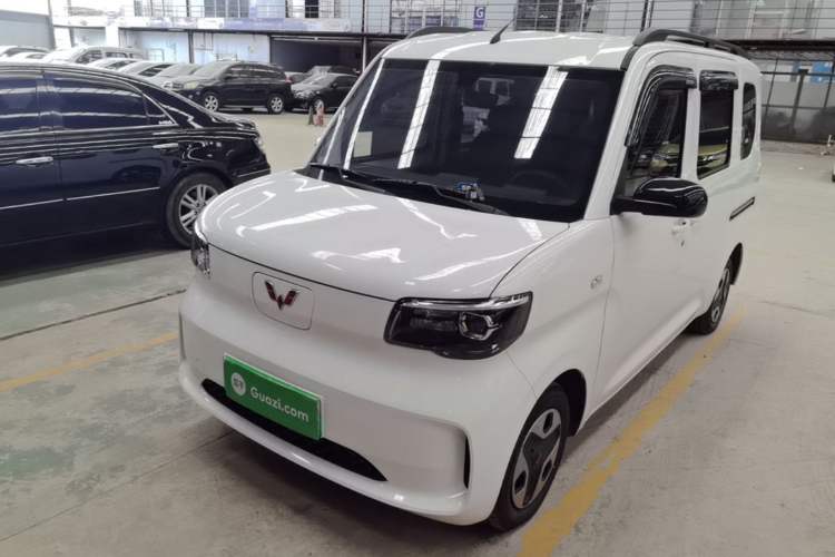 Wuling Zhiguang New Energy 2025 — фото 1