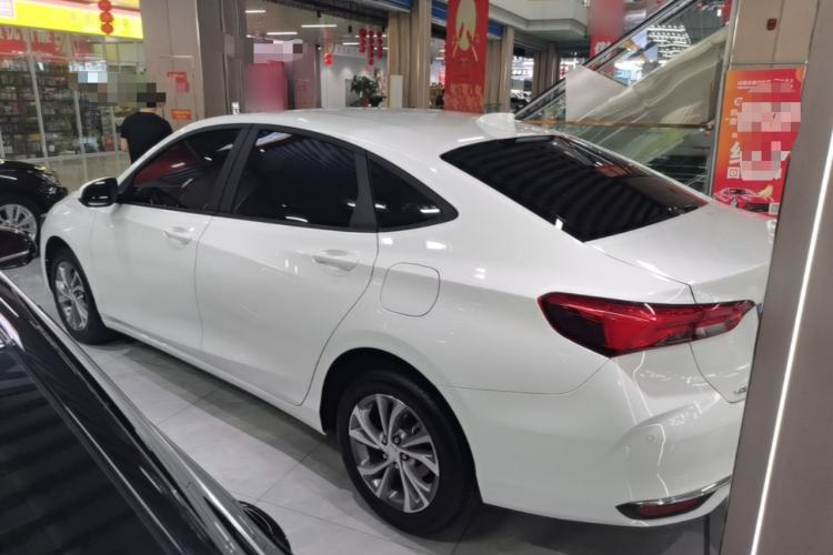 Buick Verano 2023 — 4