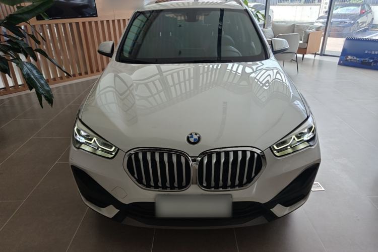BMW X1 2021 — фото 2