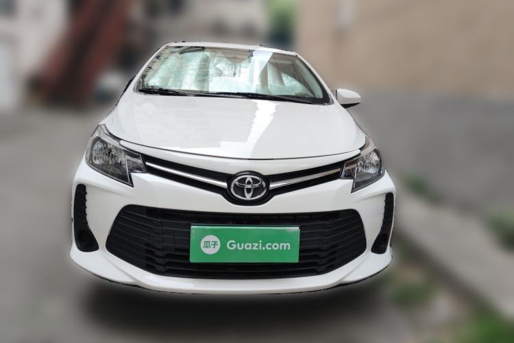 Toyota Yaris 2021 — 2