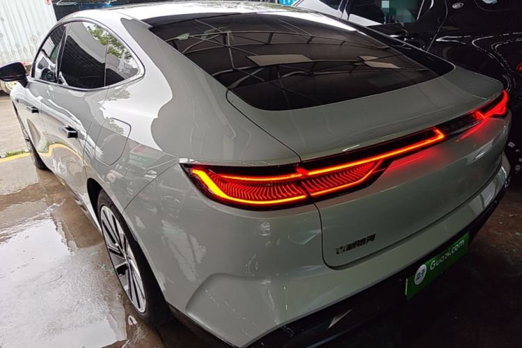Geely Galaxy E8 2024 — 4